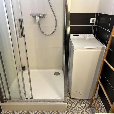 Apartment Calme Avec Climatisation - 4 Pers. - Fr-1-250-332 Le Grau-du-Roi